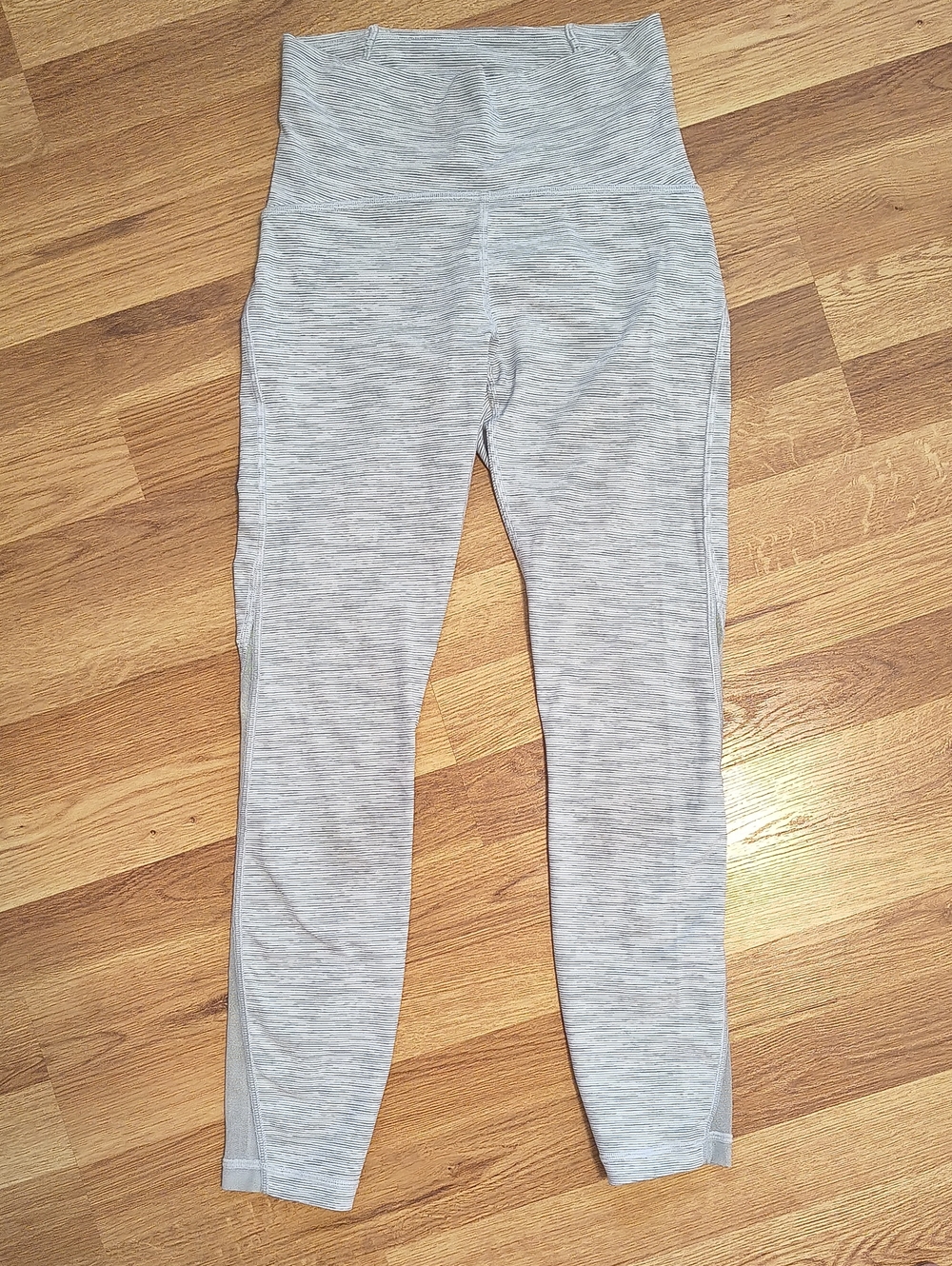 Lululemon Light Gray Stripey High-Rise Leggings